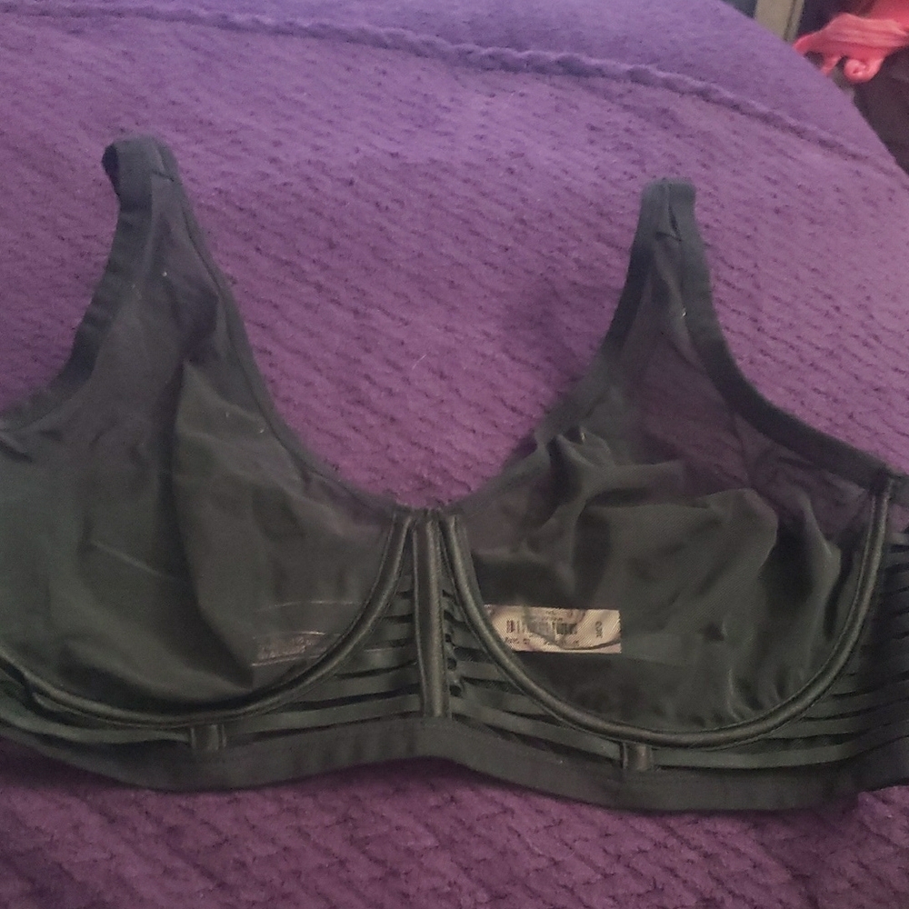 Victoria's Secret Black Supportive Bra Intimates